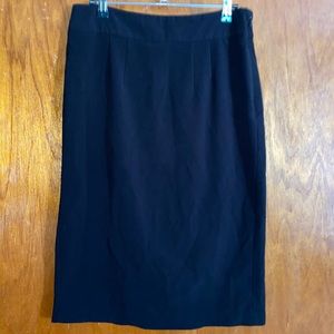 New York & Company Stretch in Black w/Side Zipper Pencil Skirt w/Double Vent -12